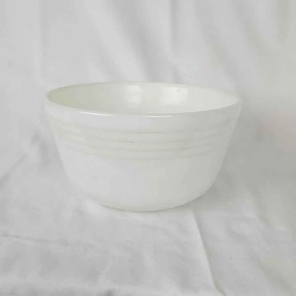 Vtg White Pyrex Ribbed Milk Glass 4 Qt Mixing Bowl for Hamilton Beach Mixer #11